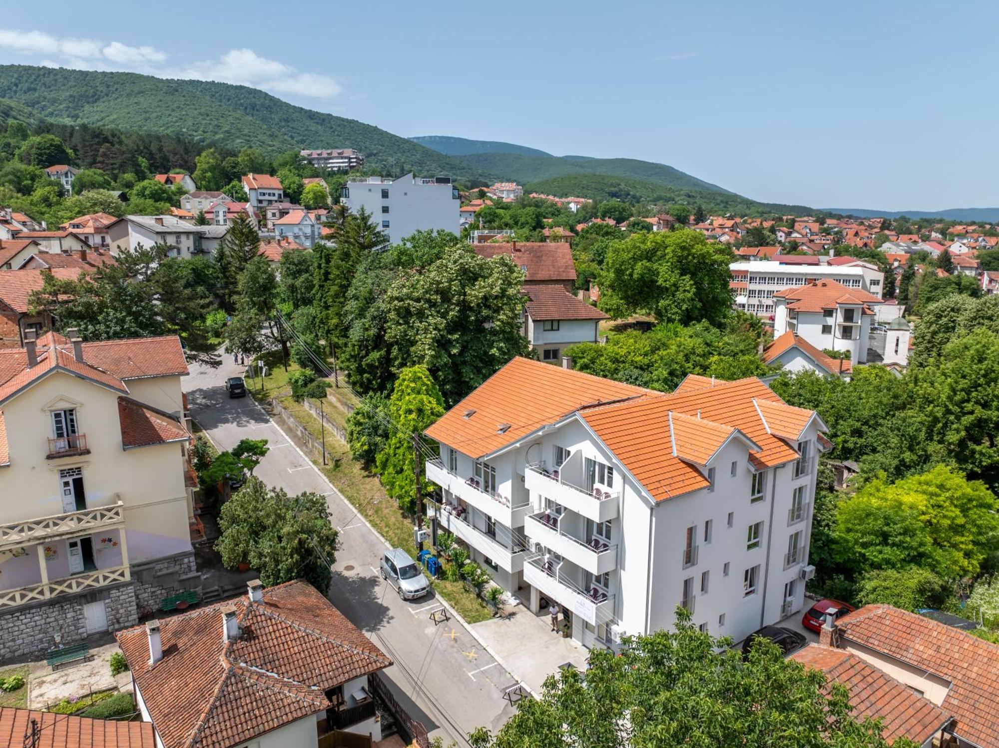 Milutinn-Lipa Soko Banja Exterior photo